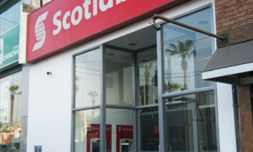 Lobby de Cajeros Agencia Scotiabank Chincha